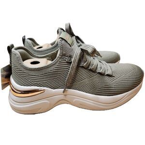 Skechers Hazel Pretty Knitty Sneakers – Women’s 9 Green Knit Memory Foam